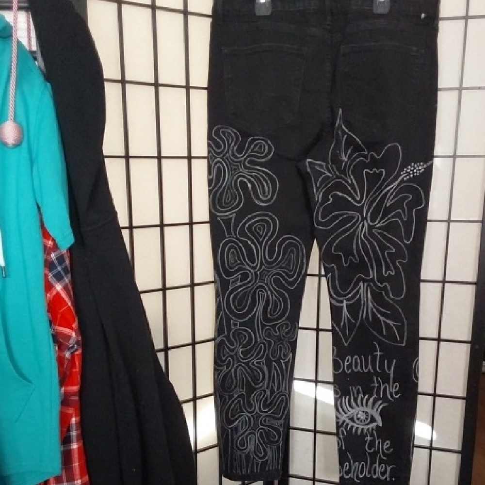 Black Artistic Women Jeans - Picture 2 of 2